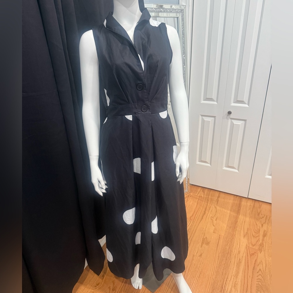 Black and White Polka Dot Sleeveless Dress